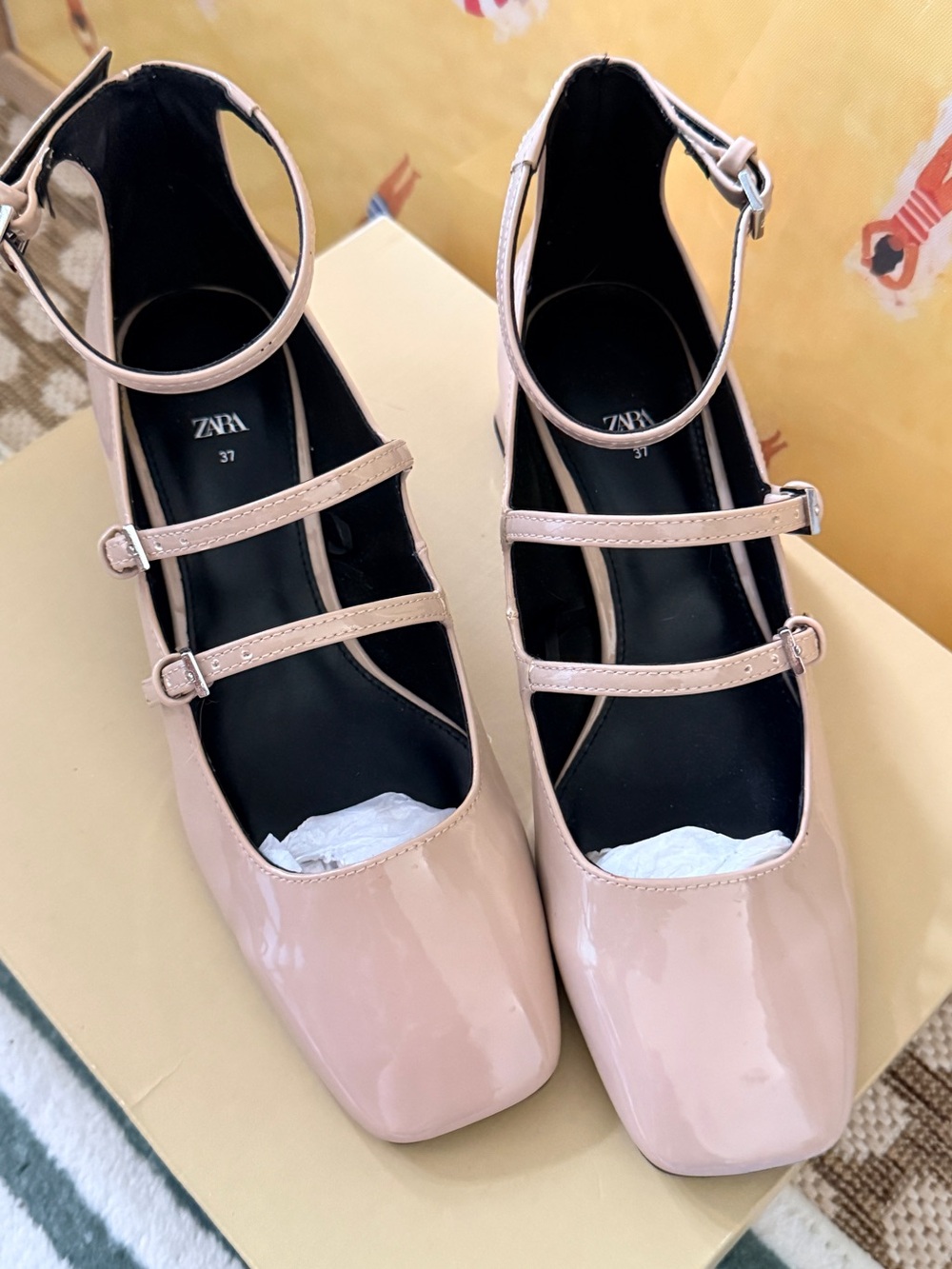 NWOT Zara MaryJane Strappy Buckle Patent Block Heels Nude Shoes Size 37/ US 7